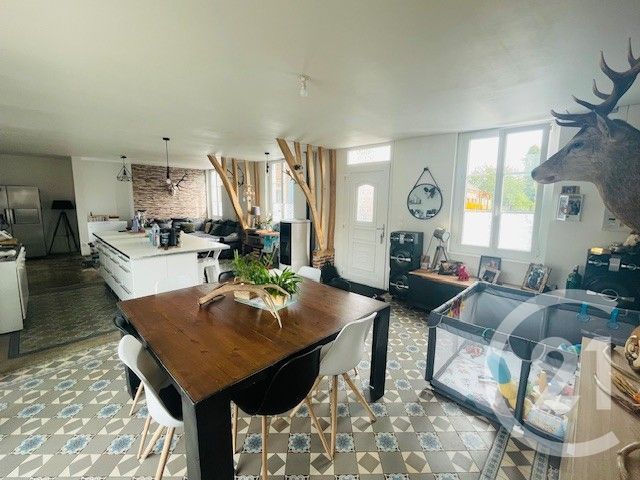 maison à vendre - 6 pièces - 122.0 m2 - DAVENESCOURT - 80 - PICARDIE - Century 21 Alliance