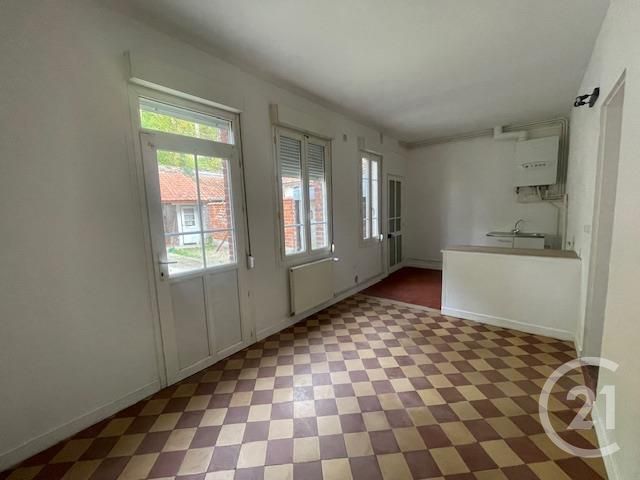 maison à louer - 3 pièces - 71.34 m2 - MONTDIDIER - 80 - PICARDIE - Century 21 Alliance