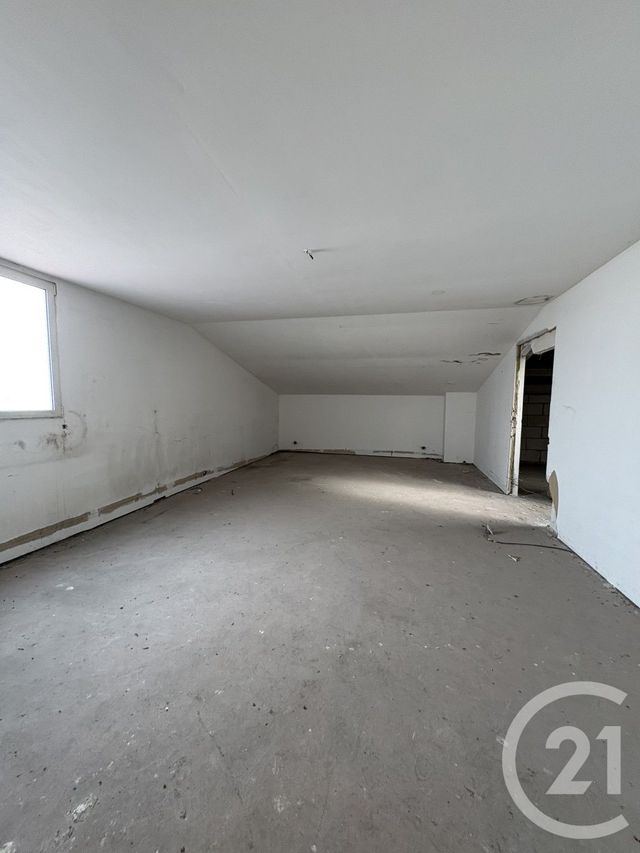 commerce à louer - 1500.0 m2 - MONTDIDIER - 80 - PICARDIE - Century 21 Alliance