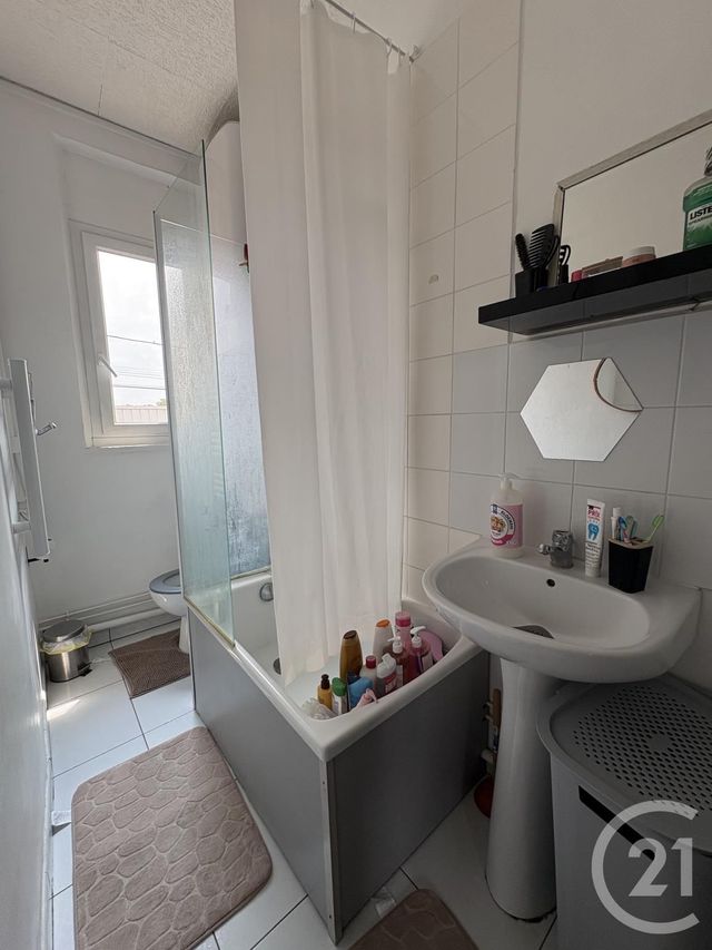 Appartement F2 à louer - 2 pièces - 45.41 m2 - MONTDIDIER - 80 - PICARDIE - Century 21 Alliance