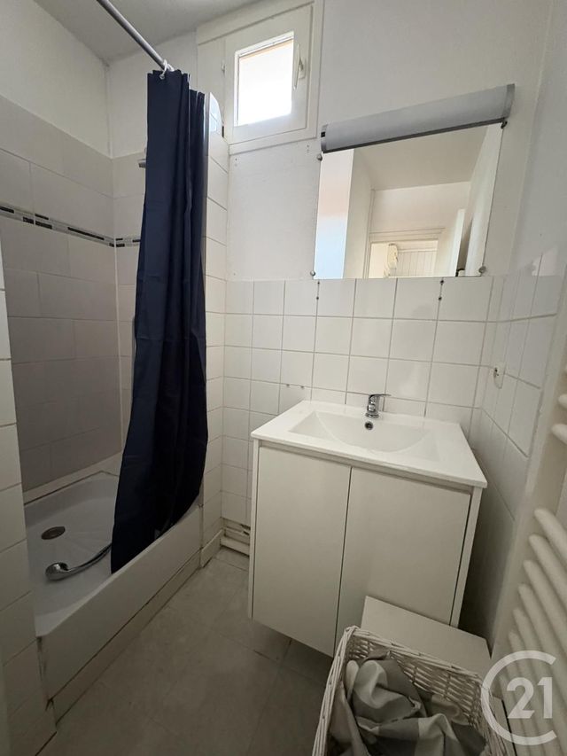 Appartement F2 à louer - 2 pièces - 35.0 m2 - MONTDIDIER - 80 - PICARDIE - Century 21 Alliance
